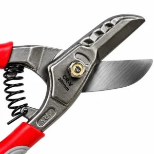 CR-V 200mm steel sheet cutter cutting galvanized metal sheet in workshoptoolstationpakistan, toolstation.com